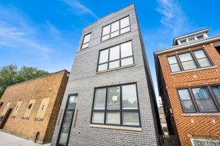 2350 S Leavitt Street 2F, Chicago, IL 60608