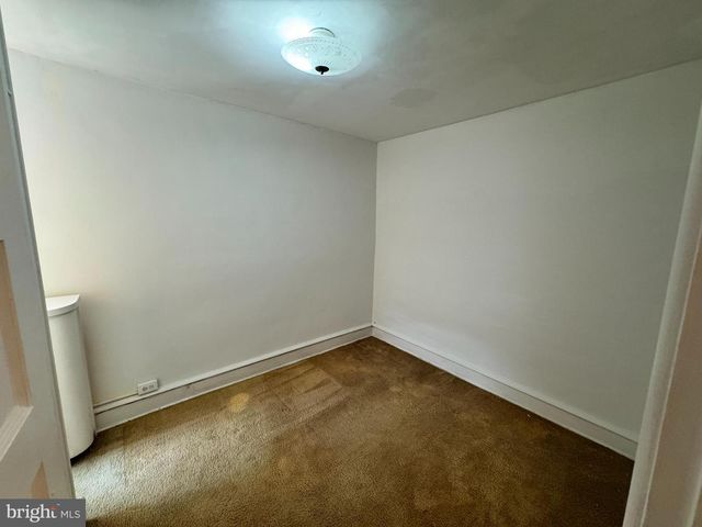 194 FERN ST, Philadelphia, PA 19120