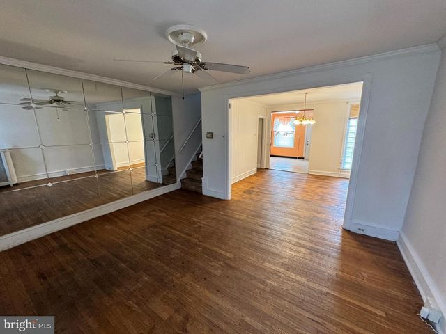 194 FERN ST, Philadelphia, PA 19120