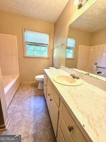 1050 Chestnut Oak Court NE A & B, Conyers, GA 30012