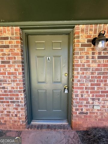1050 Chestnut Oak Court NE A & B, Conyers, GA 30012