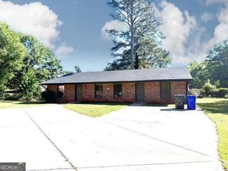 1050 Chestnut Oak Court NE A & B, Conyers, GA 30012