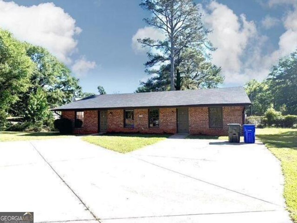 1050 Chestnut Oak Court NE A & B, Conyers, GA 30012