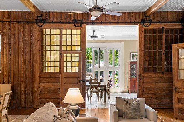 3 Hazard Avenue, Newport, RI 02840