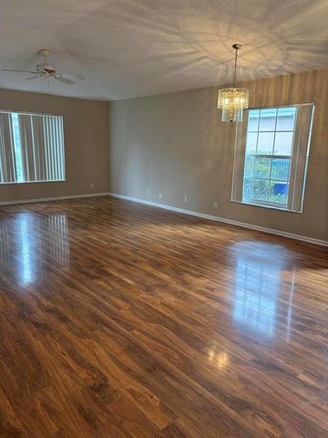 8410 Cargill Point, West Palm Beach, FL 33411