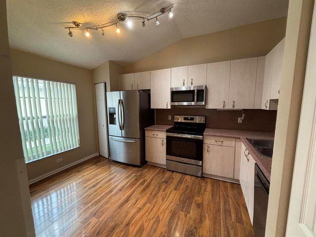 8410 Cargill Point, West Palm Beach, FL 33411