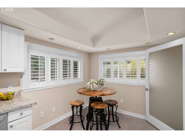 4535 Sw LAURELWOOD Ave, Portland, OR 97225