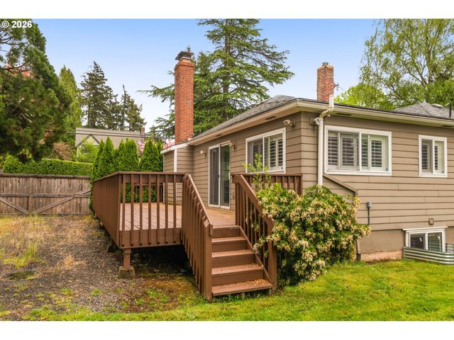 4535 Sw LAURELWOOD Ave, Portland, OR 97225