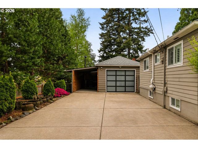 4535 Sw LAURELWOOD Ave, Portland, OR 97225