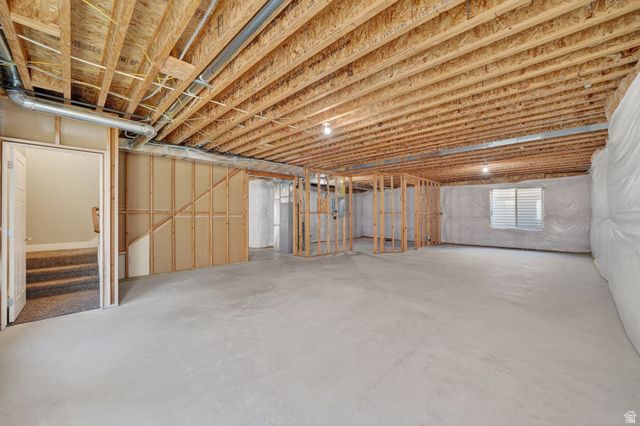4122 W WALNUT CANYON LN, South Jordan, UT 84009