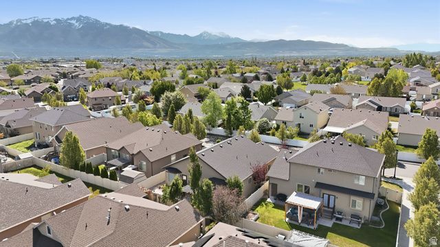 4122 W WALNUT CANYON LN, South Jordan, UT 84009