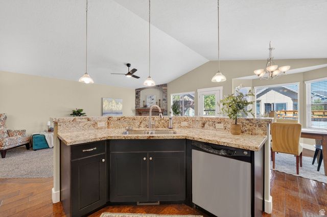 4122 W WALNUT CANYON LN, South Jordan, UT 84009