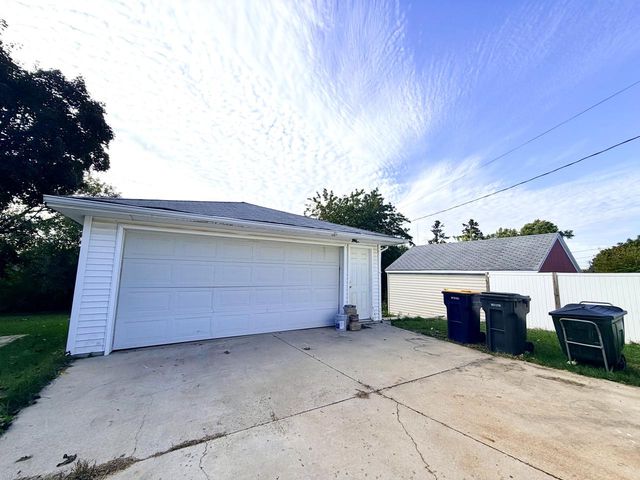 2017 S 97th STREET, West Allis, WI 53227