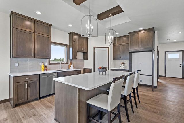 733 TAMBOUR COURT, De Pere, WI 54115