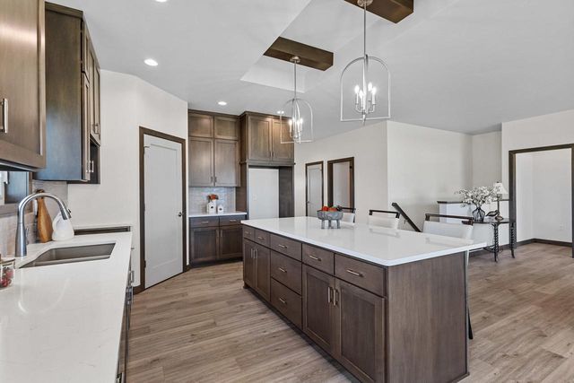 733 TAMBOUR COURT, De Pere, WI 54115