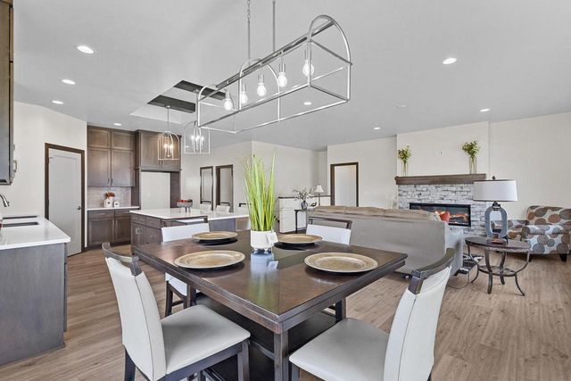 733 TAMBOUR COURT, De Pere, WI 54115