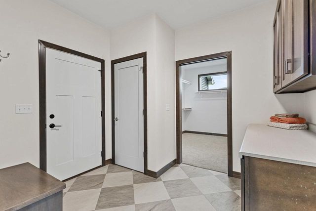 733 TAMBOUR COURT, De Pere, WI 54115