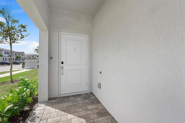 16220 SW 291st St, Homestead, FL 33033