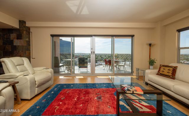 2201 N Central Avenue 9D, Phoenix, AZ 85004