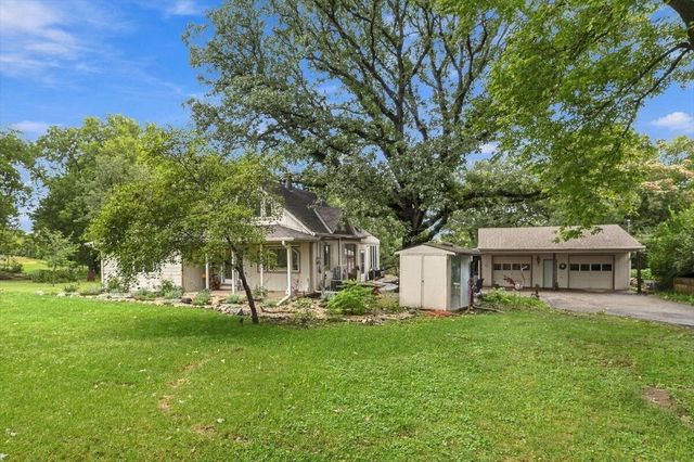 19715 PERRY Road, Council Bluffs, IA 51503