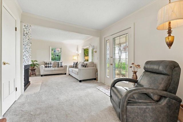 19715 PERRY Road, Council Bluffs, IA 51503