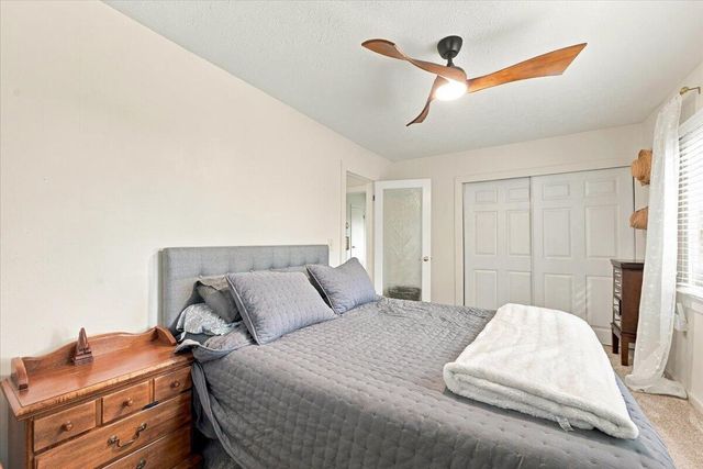 19715 PERRY Road, Council Bluffs, IA 51503