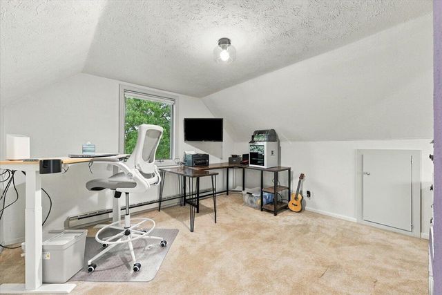 19715 PERRY Road, Council Bluffs, IA 51503