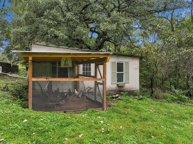 19715 PERRY Road, Council Bluffs, IA 51503