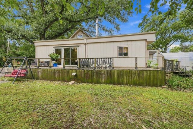 19715 PERRY Road, Council Bluffs, IA 51503