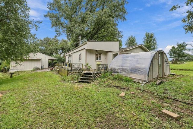 19715 PERRY Road, Council Bluffs, IA 51503