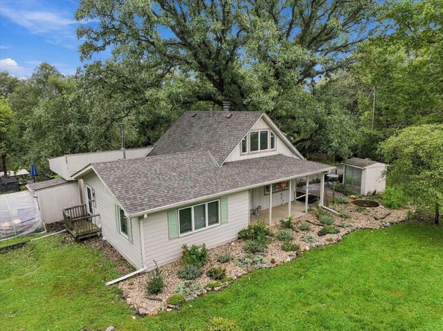 19715 PERRY Road, Council Bluffs, IA 51503