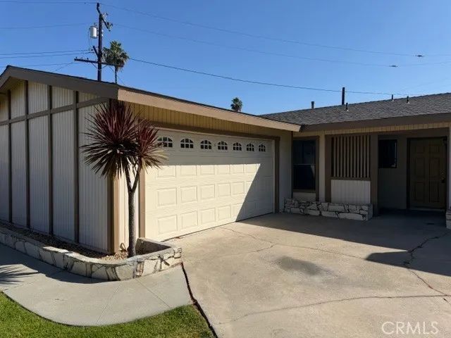 6951 Lenis, Huntington Beach, CA 92647