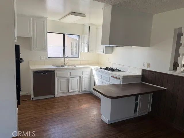 6951 Lenis, Huntington Beach, CA 92647