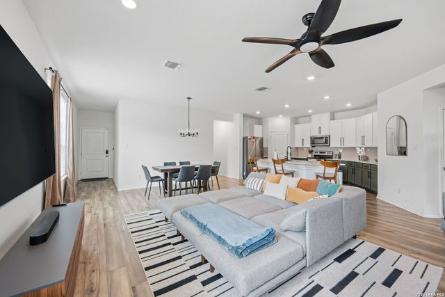 4015 Casita Mia, San Antonio, TX 78222