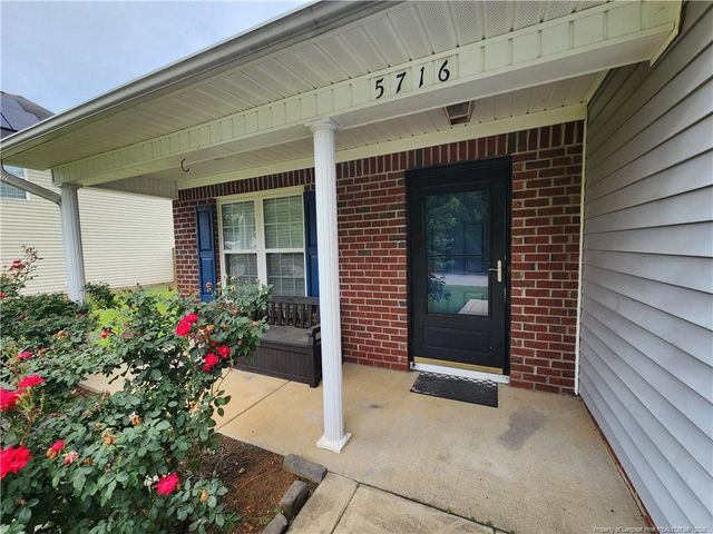 5716 SCARECROW Court, Fayetteville, NC 28314