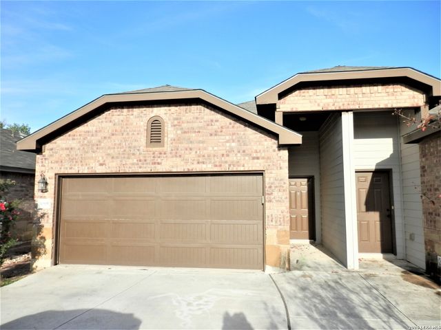 1071 Carolyn, New Braunfels, TX 78130