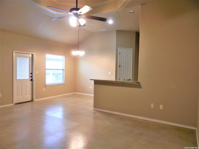 1071 Carolyn, New Braunfels, TX 78130