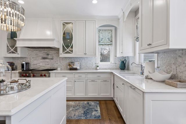 5228 Halifax Avenue S, Edina, MN 55424