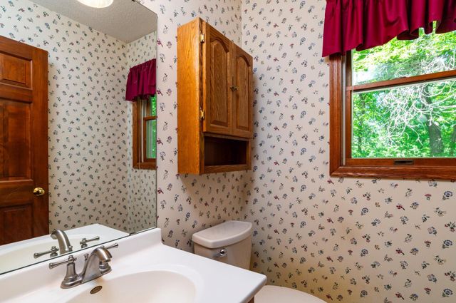 875 Midwest Trail N, Lake Elmo, MN 55042