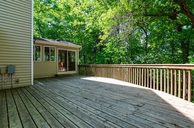 875 Midwest Trail N, Lake Elmo, MN 55042