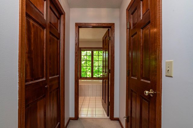 875 Midwest Trail N, Lake Elmo, MN 55042