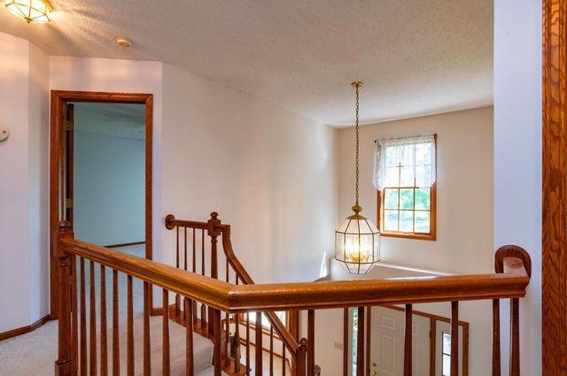 875 Midwest Trail N, Lake Elmo, MN 55042