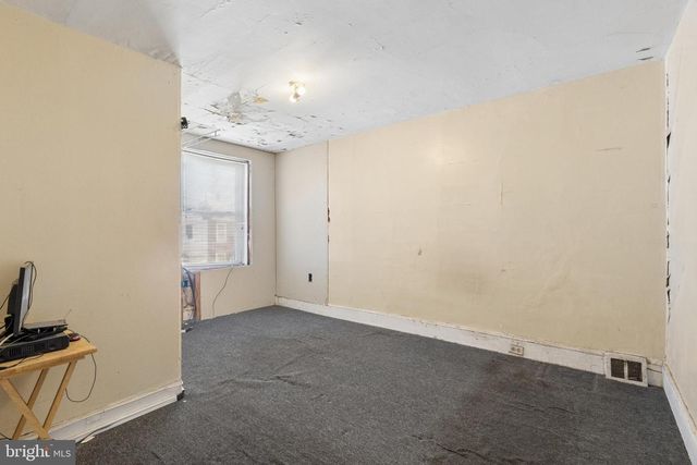 1328 N MARSTON ST, Philadelphia, PA 19121