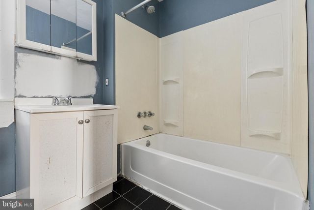 1328 N MARSTON ST, Philadelphia, PA 19121