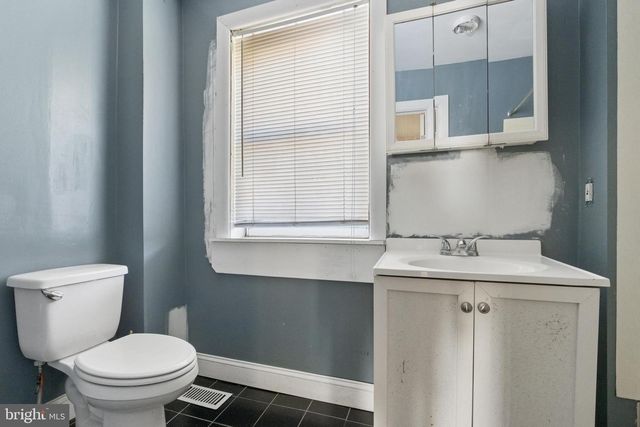 1328 N MARSTON ST, Philadelphia, PA 19121