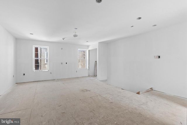1328 N MARSTON ST, Philadelphia, PA 19121