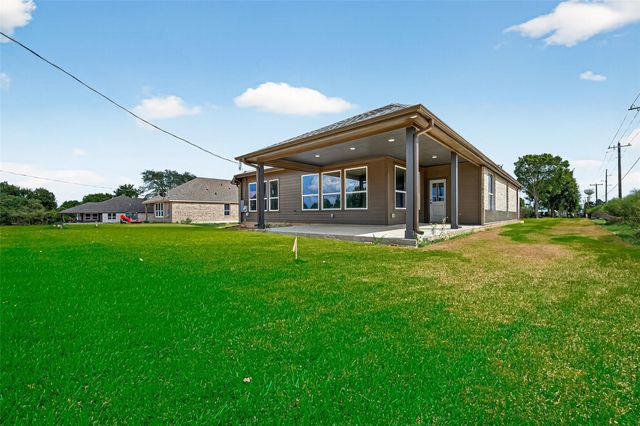 501 Oleander Street, Prairie View, TX 77484