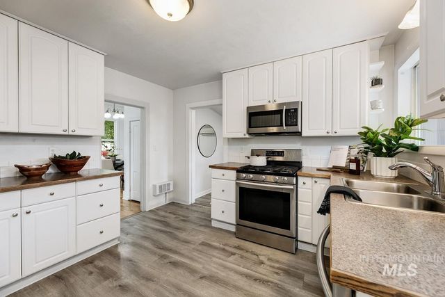 1216 W Dundee St, Boise, ID 83706