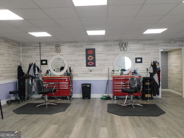 1806 US Highway 29, West Point, GA 31833