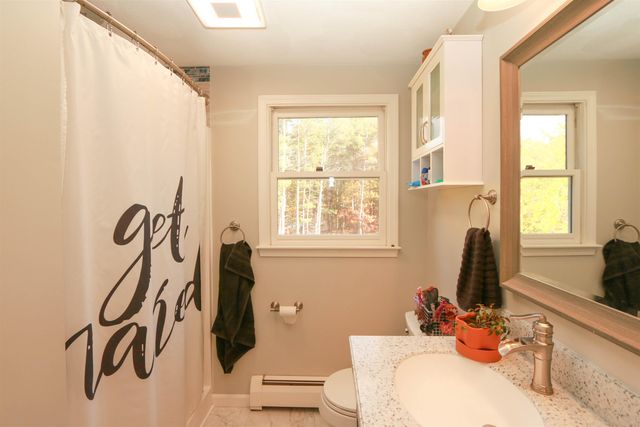 2 Skunk Road, Merrimac, MA 01860